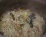 A picture of step 3 of Sabzi pulao.