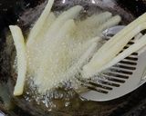 A picture of step 2 of Honey Chili Potato.