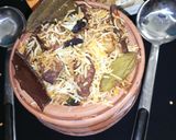 A picture of step 17 of Sindhi matka beef biryani.
