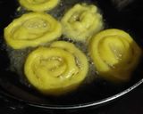 A picture of step 5 of Juicey And Crispy Jalebi.