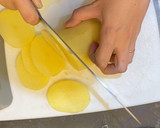 Foto del paso 1 de la receta: Tortilla de papa en microondas en 15 minutos