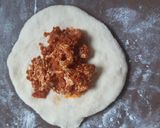 Foto del paso 9 de la receta: Bollos rellenos de chori queso
