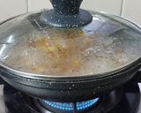 A picture of step 2 of Dry Apricot & Fig Chutney.