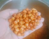 A picture of step 2 of Kala chana-Ashtami prasad.