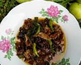 Foto langkah ke 5 dari resep Tumis Pedas Jamur Kuping Hitam.