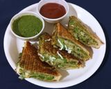 A picture of step 6 of Ghughra sandwich.