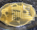 Foto del paso 4 de la receta: 505. Lasaña de gambones cocidos y salmón (principal pasta)