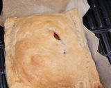 A picture of step 3 of Flaky puff pastry chicken and mushroom and ham pie. Airfyer.