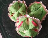 Foto langkah ke 6 dari resep Bolu senyum.