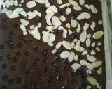 Foto langkah ke 5 dari resep Shiny Crust Fudgy Brownies.