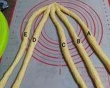 Foto langkah ke 4 dari resep Tutorial Roti Kepang Lima (5-Strand Braid).