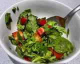 A picture of step 2 of Tomato, basil and lemon pasta.