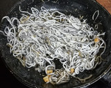 Foto del paso 6 de la receta: Nidos de patata con gulas