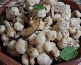 A picture of step 4 of Janmashtami special prasad bhog - Makhana Paag.