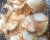 A picture of step 3 of Home Fried Potato Chips!.