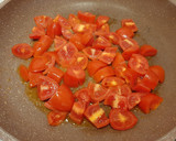 A picture of step 1 of Farfalle with Tuna, Cherry Tomatoes, and Cream Cheese.