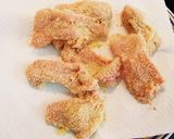Foto del paso 2 de la receta: Chuletitas de conejo lechal empanadas
