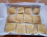 A picture of step 6 of Bocconotti Romani.