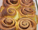 Foto langkah ke 5 dari resep Cinnamon Rolls.