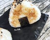 صورة لخطوة 8 من وصفة أرز بالتونة 🍙 Onigiri
