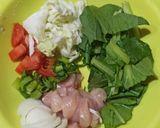 Foto langkah ke 1 dari resep Mie Goreng Ayam.