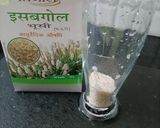 A picture of step 1 of Isabgol Rosy milk.