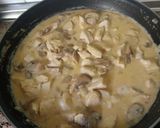 Foto del paso 9 de la receta: Pollo al Strogonoff con champiñón en conserva
