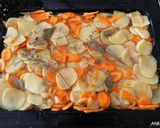 Une image de l'étape 2 de Poulet rôti à la rôtissoire avec plat au four.