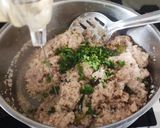 A picture of step 4 of Samba rava upma.