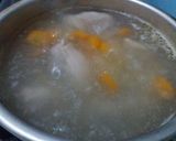 Foto langkah ke 4 dari resep Sup ayam makaroni spiral (fusilli).