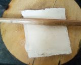 A picture of step 2 of Bread paneer rolls.