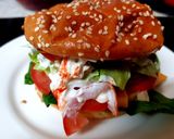 A picture of step 6 of My Sriracha & Jalepeno Beef Burger 😙.