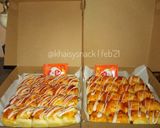 Foto langkah ke 8 dari resep 80. Roti kasur mini isi sosis.