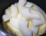 A picture of step 1 of Green Curry with King Mackerel Fish Balls.