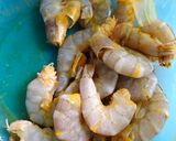 Gambar langkah 1 resipi Udang Goreng Balado.