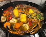 Foto del paso 2 de la receta: Estofado de pollo y carne bien completo muy fácil!