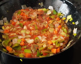 Foto del paso 3 de la receta: Tortillas integrales de trigo con lomo de cerdo y verduras