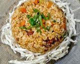 Foto langkah ke 3 dari resep Nasi Goreng Wortel Sosis.
