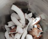 தேங்காய் பால் ரெசிபி ஸ்டேப் 1 புகைப்படம்