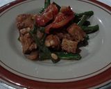 Foto langkah ke 5 dari resep 10) Tumis Kancang Panjang Tempe.