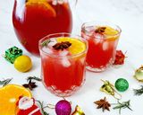 A picture of step 5 of Christmas Party Punch.