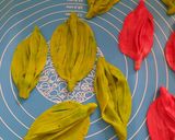 A picture of step 16 of Colourful Mathri.
