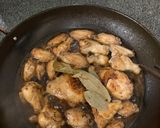 Hình bước làm 3 của món Fillipinos Chicken Adobo