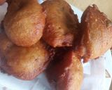 A picture of step 8 of Bread crumb akara.