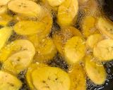 A picture of step 3 of Fried plantain.