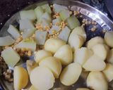 পেঁপে আলুর দম (Pepe aloor dum recipe in bengali) রেসিপি ধাপ - 2 ছবি