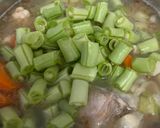 Foto langkah ke 3 dari resep Sayur Sop Cemplang Cemplung.