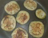 Une image de l'étape 2 de Millefeuille d aubergines et son émincé de porc.