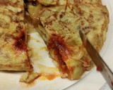 Foto del paso 6 de la receta: Truita de patates i ceba amb sobrassada i formatge brié