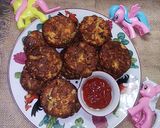 Foto langkah ke 9 dari resep Omelet Roti Tawar n Sosis.